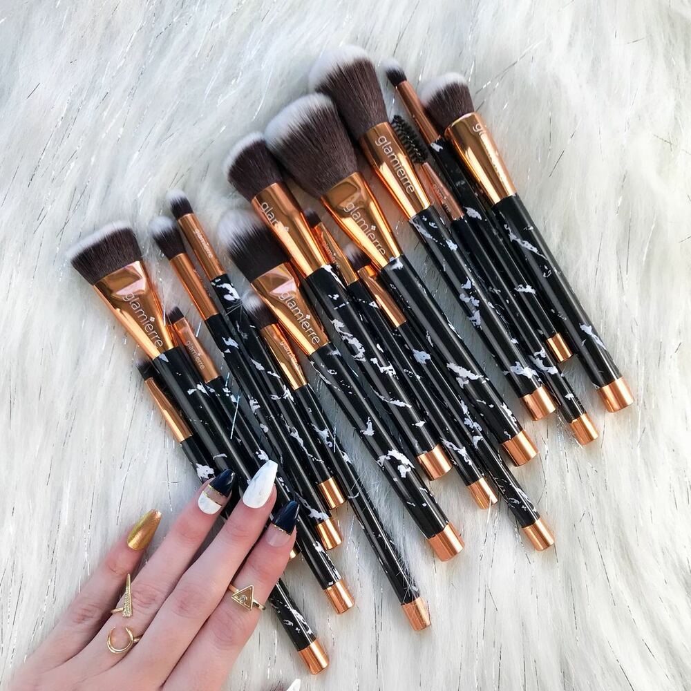Deluxe Black Marble Brush Collection
